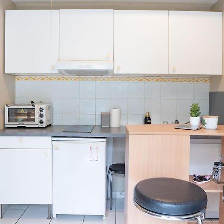 Charming Studio Near Jean Mace Apartment Lyon Exterior foto