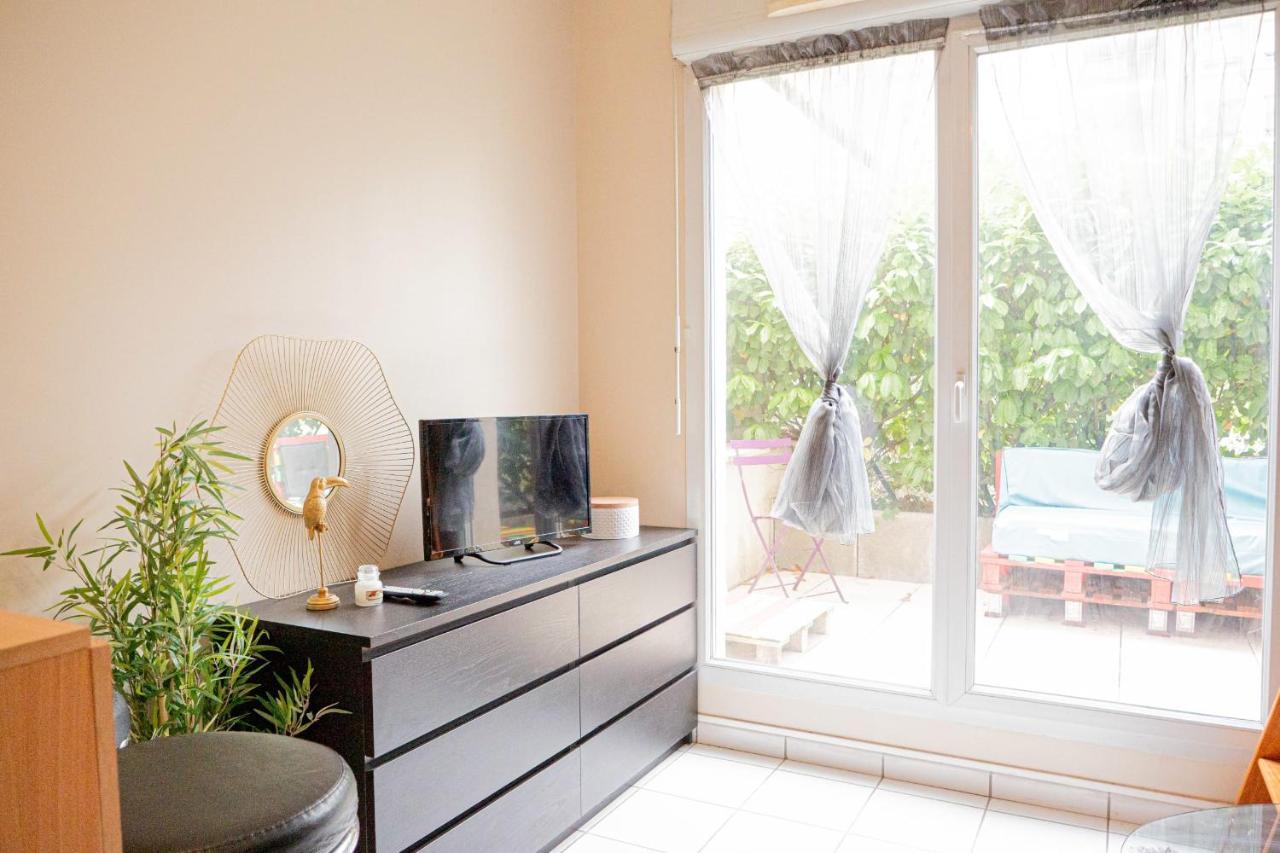 Charming Studio Near Jean Mace Apartment Lyon Exterior foto